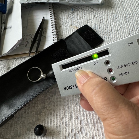 .5 of carat real natural diamond in 14K white gold size 7 - Picture 5 of 6